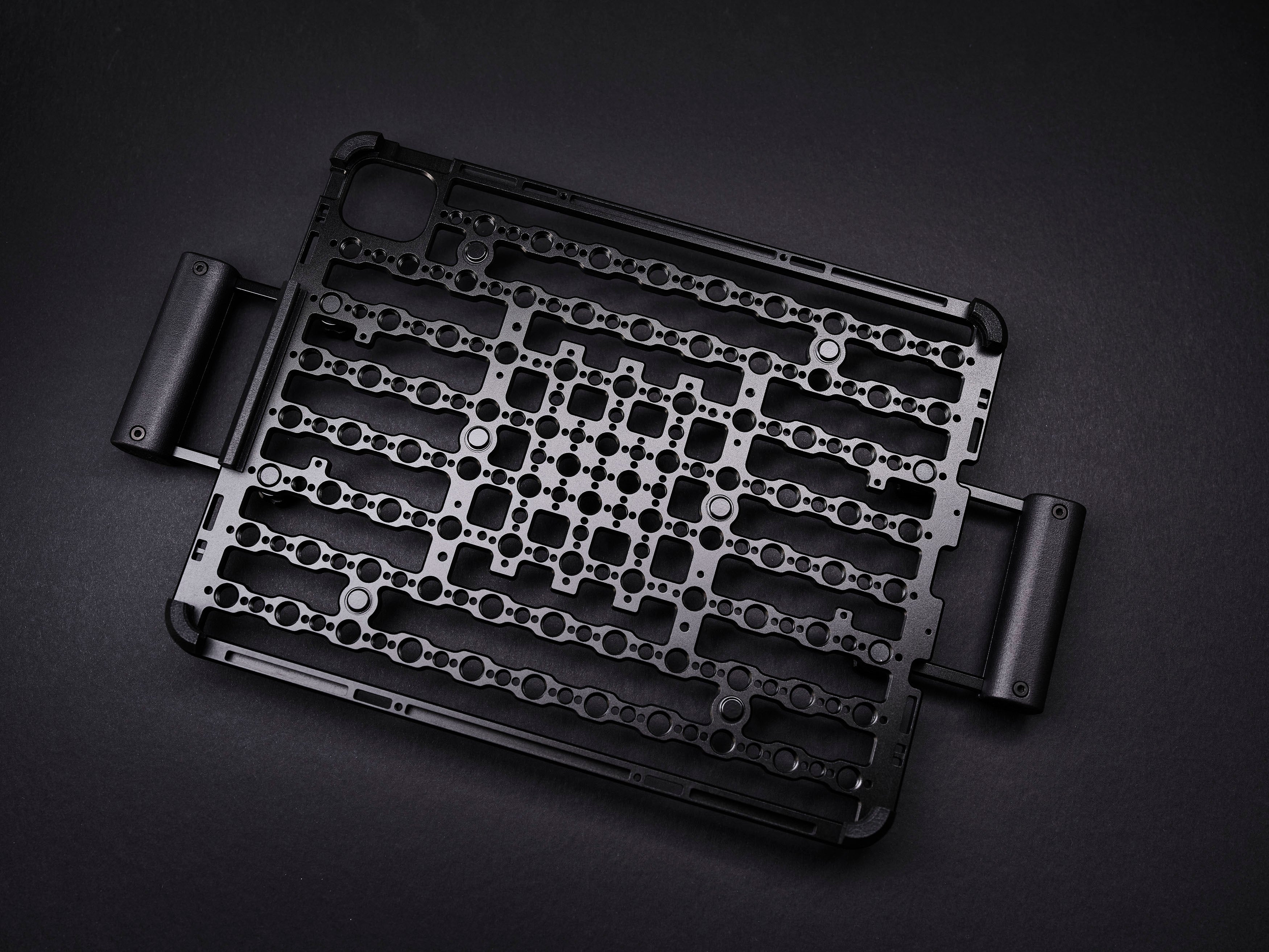 LSdigi iPad Pro / Air 12.9" & 13" Cheeseplate System 4.0